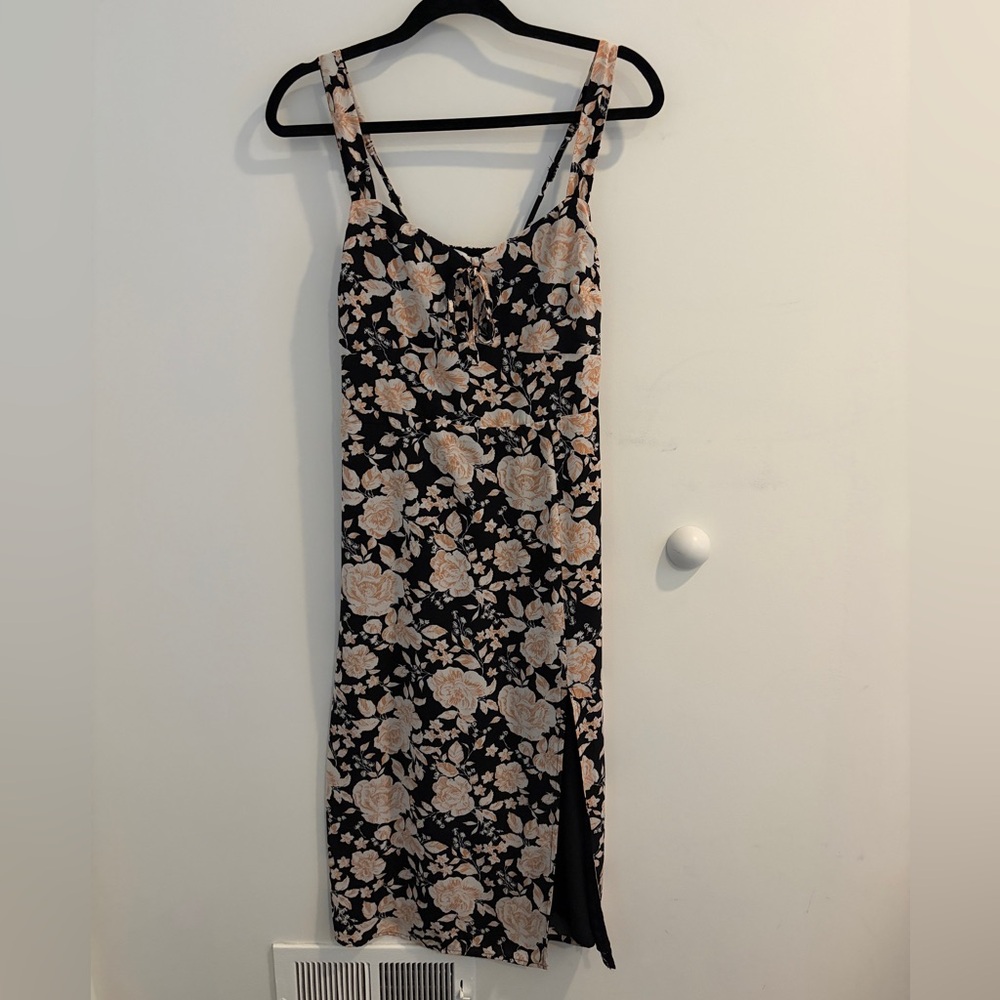 Abercrombie & Fitch Floral Midi Dress